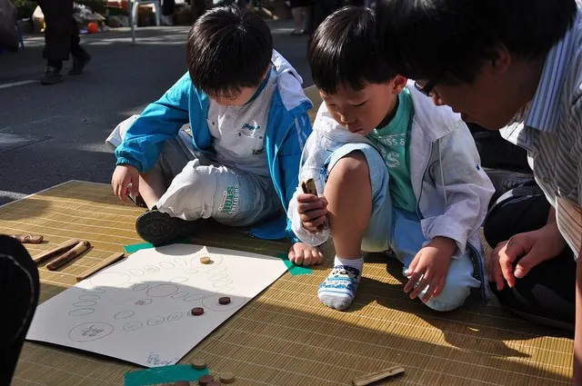 Korean Traditional Games Yutnori